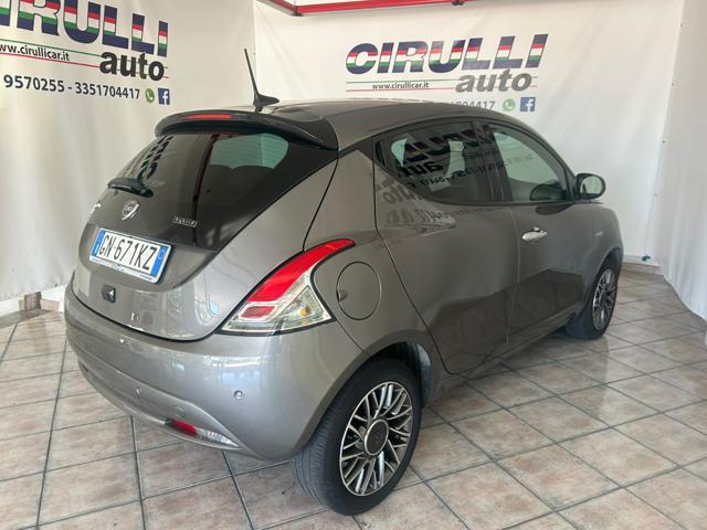 Lancia Ypsilon 1.0 FireFly 5 porte S&S Hybrid GOLD - foto 4 di 4