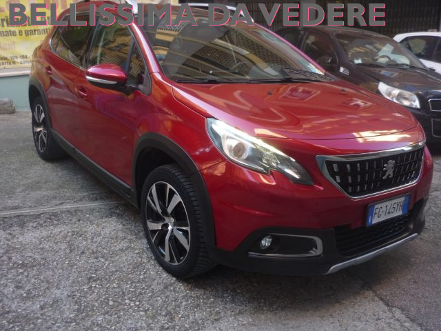 Peugeot 2008 1° serie PureTech 82 Allure - foto 2 di 4