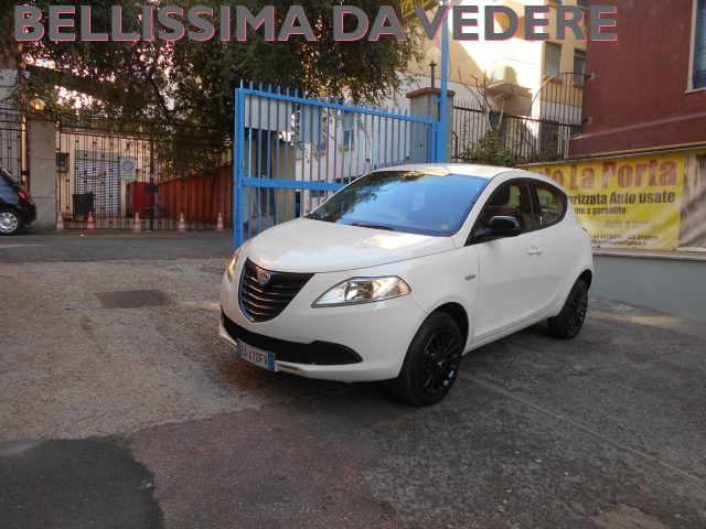Lancia Ypsilon 0.9 TwinAir 85 CV 5 porte Metano Ecochic Gold usato a ROMA