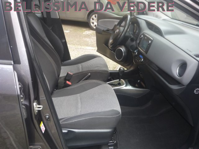 Toyota Yaris 1.5 Hybrid 5 porte Cool, del 2015, 58.000 km, in vendita a Roma (RM)