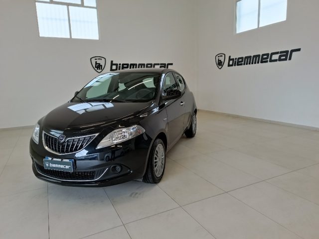 Lancia Ypsilon 1.0 FireFly 5 porte S&S Hybrid Gold i.e usato a AUGUSTA