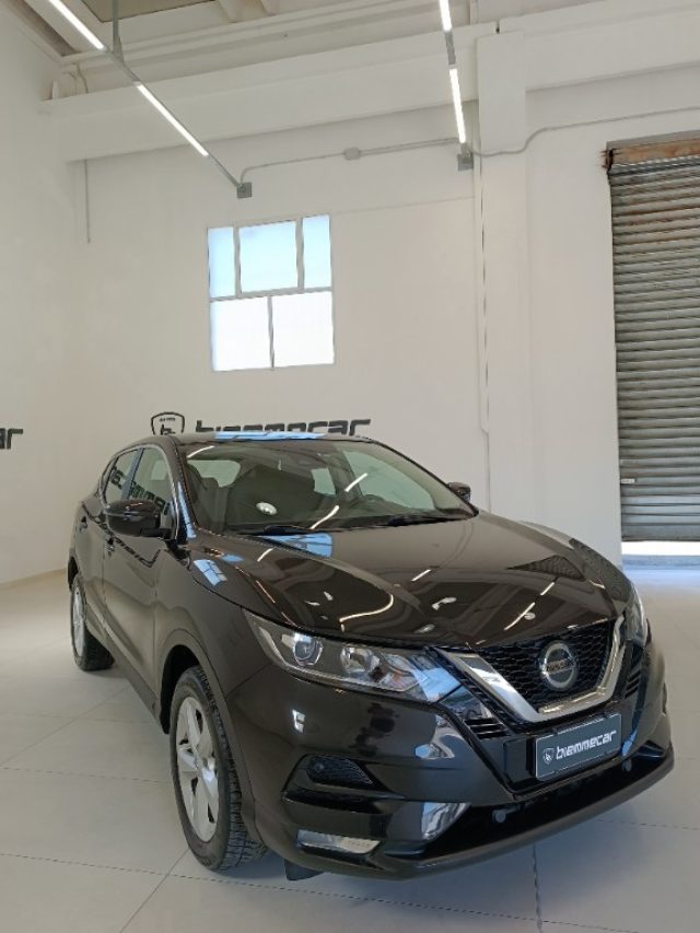 Nissan Qashqai 1.3 DIG-T 160 CV DCT Business i.e - foto 2 di 4
