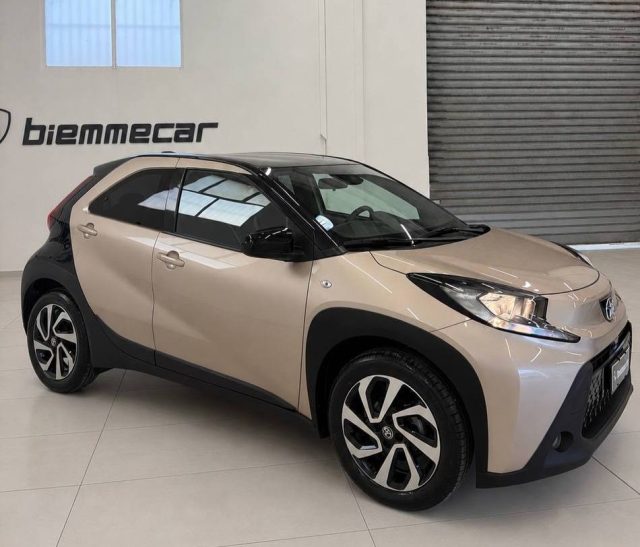 Toyota Aygo X 1.0 VVT-i 72 CV 5 porte Trend Air i.e - foto 2 di 4