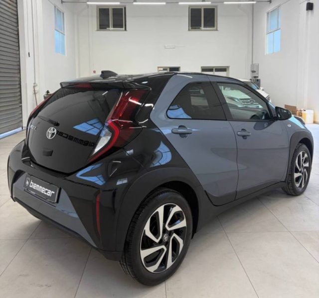 Toyota Aygo X 1.0 VVT-i 72 CV 5 porte Special Edition S-CVT i.e - foto 3 di 4