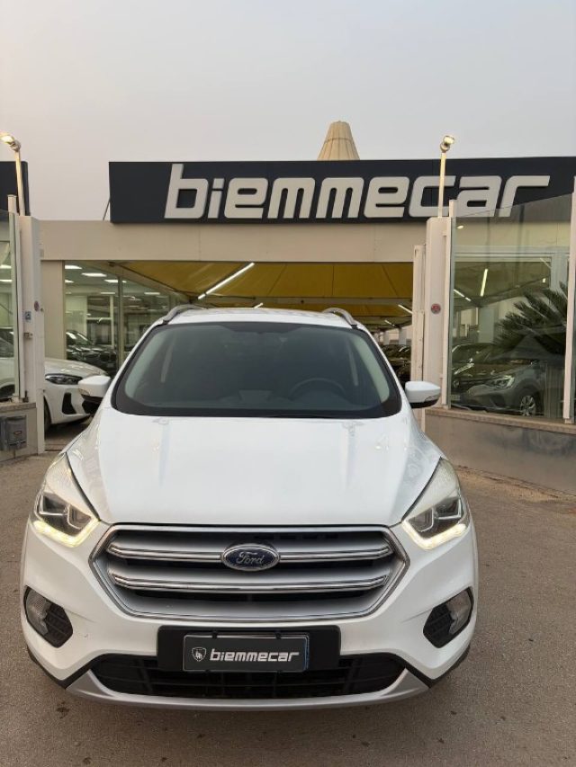 Ford Kuga 2.0 TDCI 150 CV S&S 4WD Powershift Business - foto 2 di 4