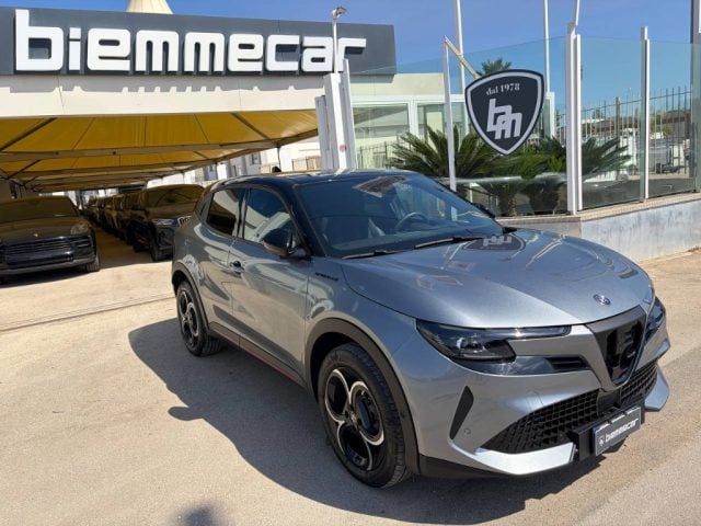 Alfa Romeo Junior 1.2 145 CV Hybrid eDCT6 Speciale i.m, del 2025, 9.100 km, in vendita a Augusta (SR)