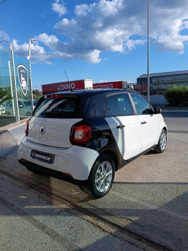 smart forFour 70 1.0 twinamic Passion i.e, del 2019, 81.700 km, in vendita a Augusta (SR)