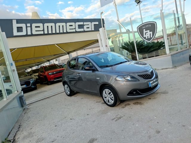 Lancia Ypsilon 1.0 FireFly 5 porte S&S Hybrid Ecochic Gold i.e usato a AUGUSTA