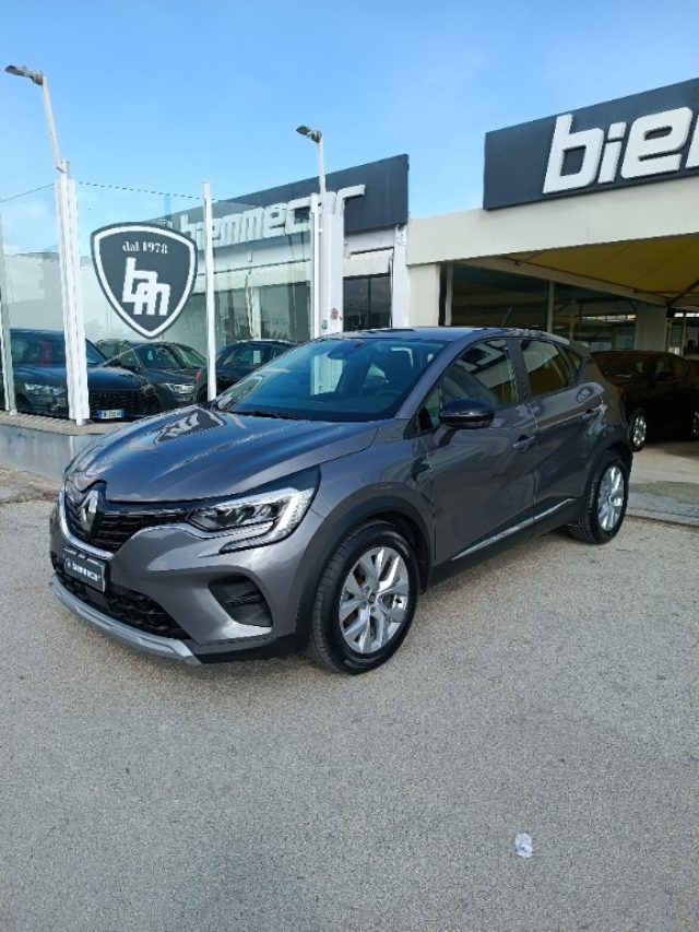 Renault Captur Blue dCi 115 CV EDC Business - foto 4 di 4
