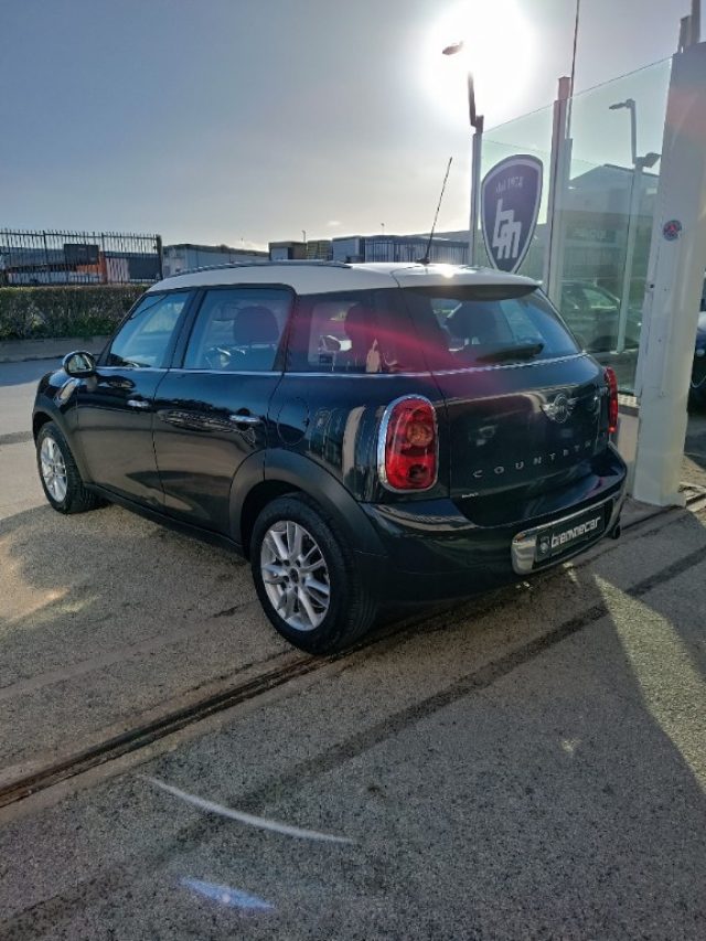 MINI Countryman Mini Cooper D Countryman - foto 4 di 4