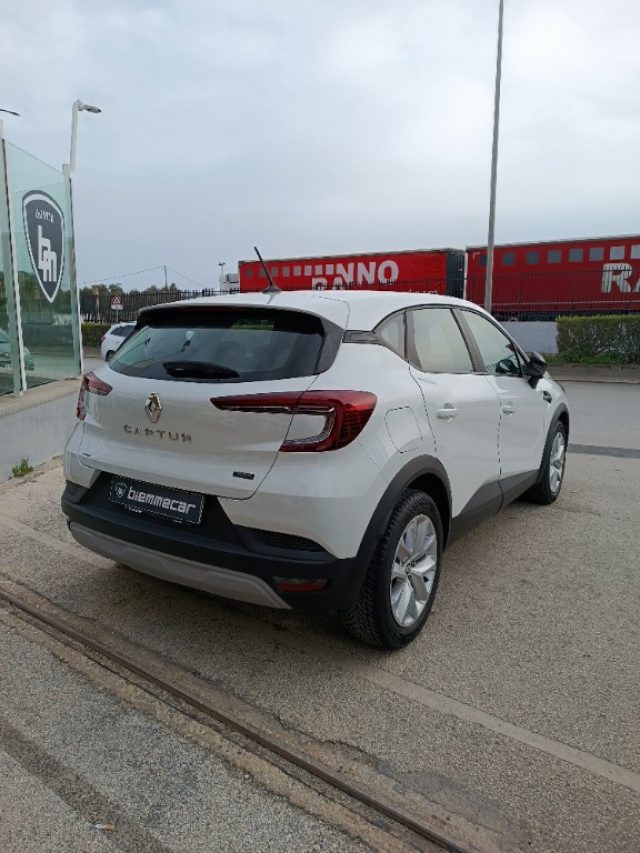 Renault Captur Full Hybrid E-Tech 145 CV Techno I.E, del 2023, 43.300 km, in vendita a Augusta (SR)