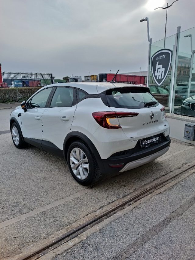 Renault Captur Full Hybrid E-Tech 145 CV Techno I.E - foto 4 di 4
