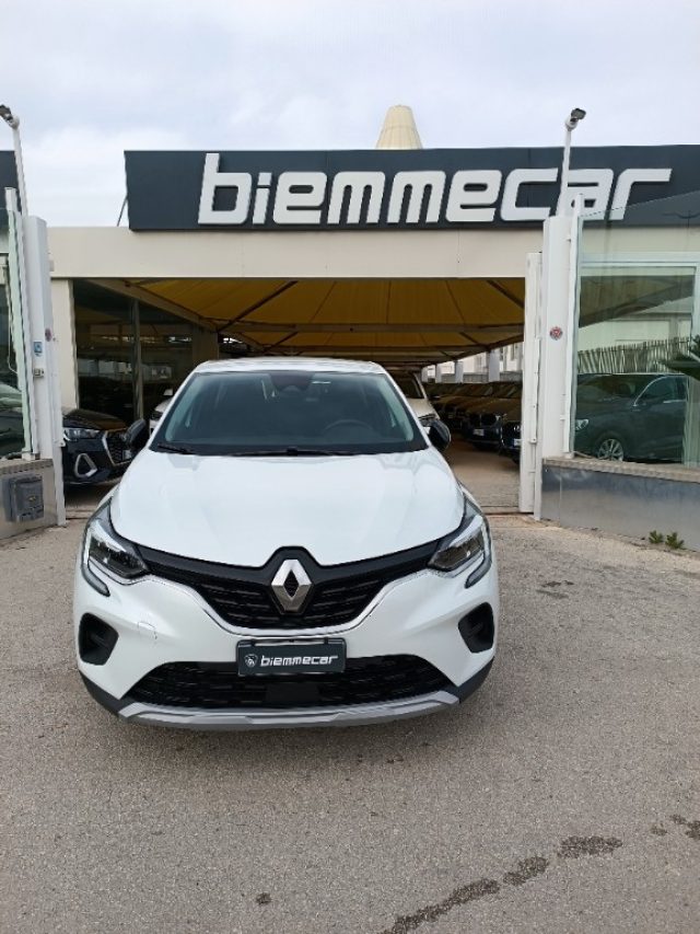 Renault Captur Full Hybrid E-Tech 145 CV Techno I.E - foto 3 di 4