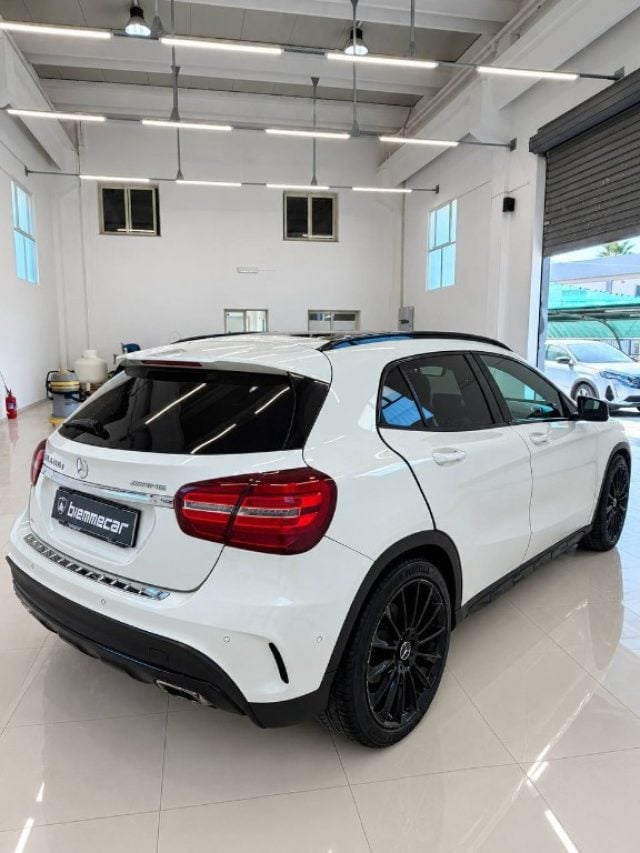 Mercedes-Benz GLA 200 d Automatic 4Matic Premium - foto 3 di 4