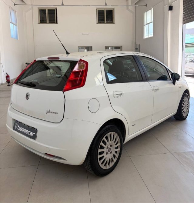 Fiat Grande Punto 1.3 MJT 75 CV 5 porte Dynamic - foto 3 di 4