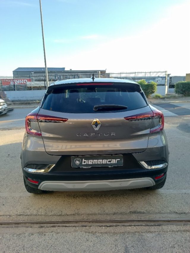 Renault Captur TCe 100 CV GPL Techno Fast Track i.m - foto 4 di 4