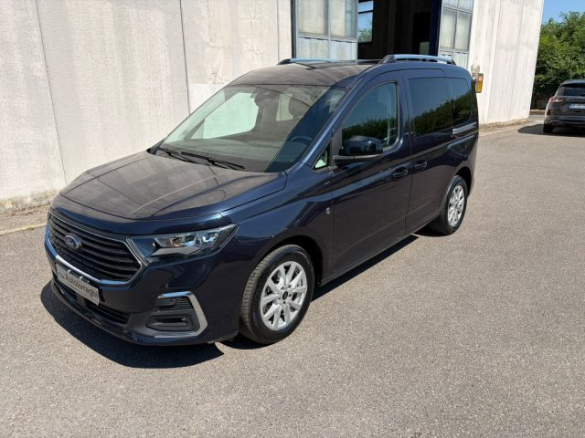Ford Tourneo Connect 2.0 EcoBlue 122 CV Powershift Titanium usato a LODI
