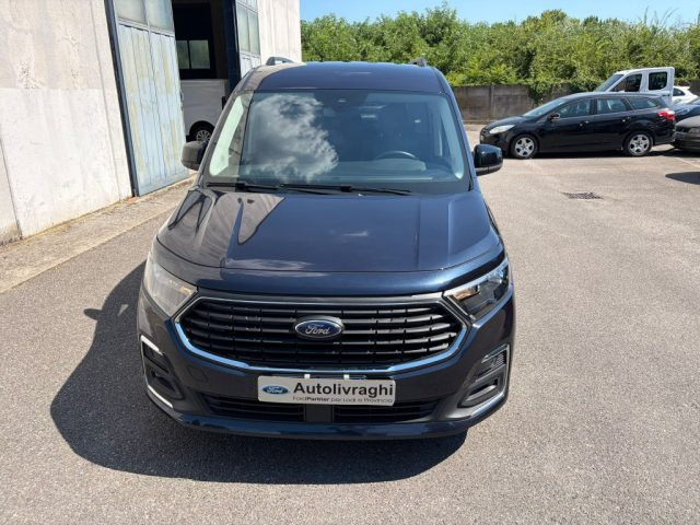 Ford Tourneo Connect 2.0 EcoBlue 122 CV Powershift Titanium - foto 2 di 4