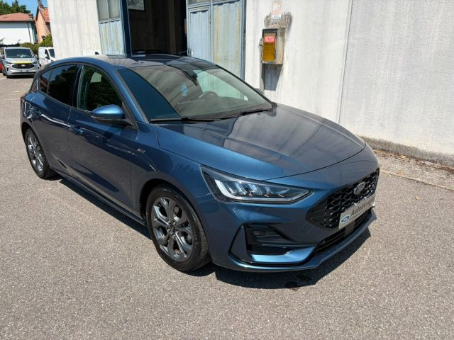 Ford Focus 1.0 EcoBoost Hybrid 125 CV Powershift 5p. ST-Line - foto 3 di 4