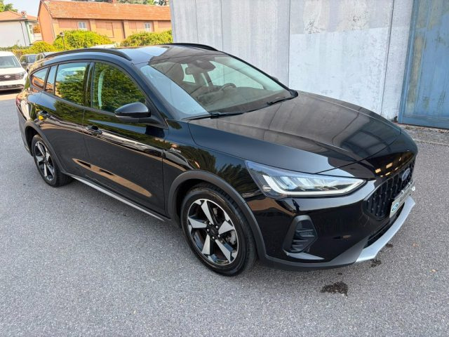 Ford Focus 1.0 EcoBoost Hybrid 125 CV SW Active - foto 3 di 4
