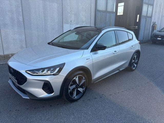 Ford Focus 1.0 EcoBoost Hybrid 125 CV 5p. Active, del 2023, 91.966 km, in vendita a Lodi (LO)
