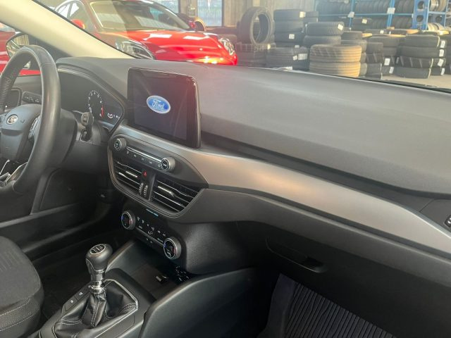 Ford Focus 1.0 EcoBoost Hybrid 125 CV 5p. Active Style, del 2022, 39.832 km, in vendita a Lodi (LO)
