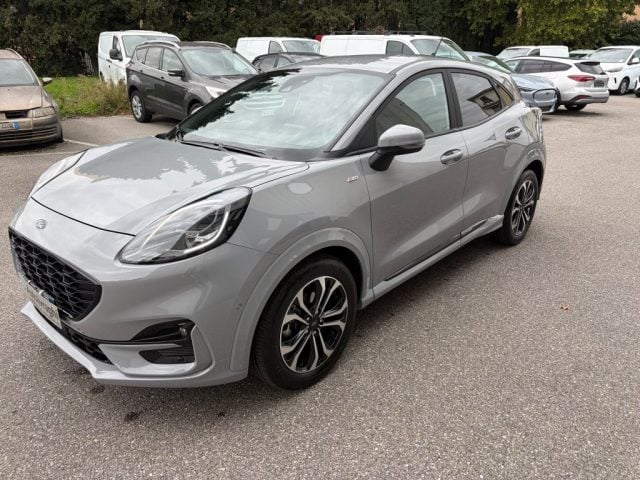 Ford Puma 1.0 EcoBoost Hybrid 125 CV S&S ST-Line, del 2023, 28.854 km, in vendita a Lodi (LO)