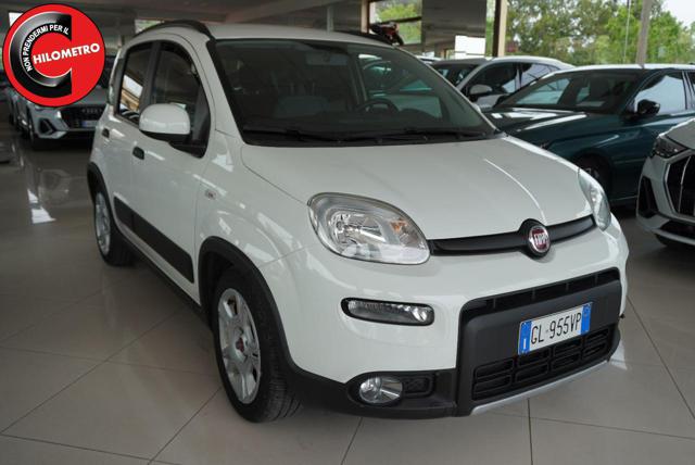 Fiat Panda 1.0 FireFly S&S Hybrid City Life (5 Posti) usato a SAN VITO DEI NORMANNI