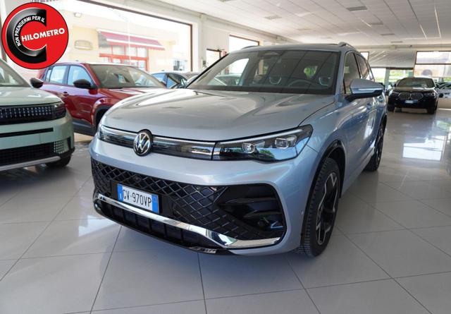 Volkswagen Tiguan 2.0 TDI 193 CV DSG 4MOTION R-Line usato a SAN VITO DEI NORMANNI