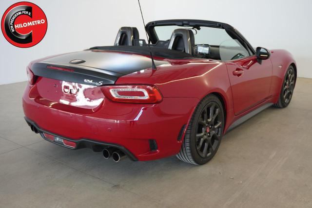 Abarth 124 Spider 1.4 Turbo MultiAir AT 170 CV - foto 4 di 4
