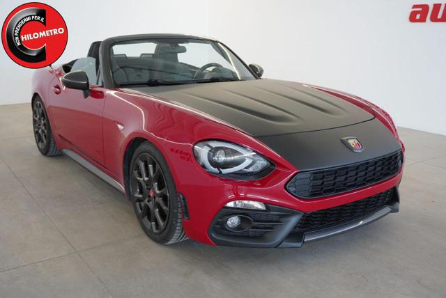 Abarth 124 Spider 1.4 Turbo MultiAir AT 170 CV - foto 2 di 4