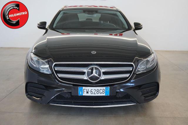 Mercedes-Benz E 220 d S.W. 4Matic Auto Premium Plus - foto 2 di 4
