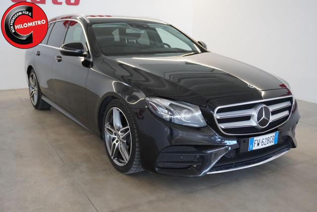 Mercedes-Benz E 220 d S.W. 4Matic Auto Premium Plus - foto 3 di 4