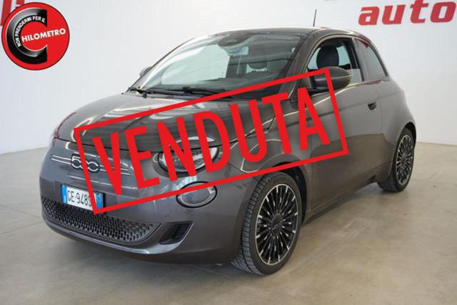 Fiat 500e Berlina 42 kWh Icon usato a SAN VITO DEI NORMANNI