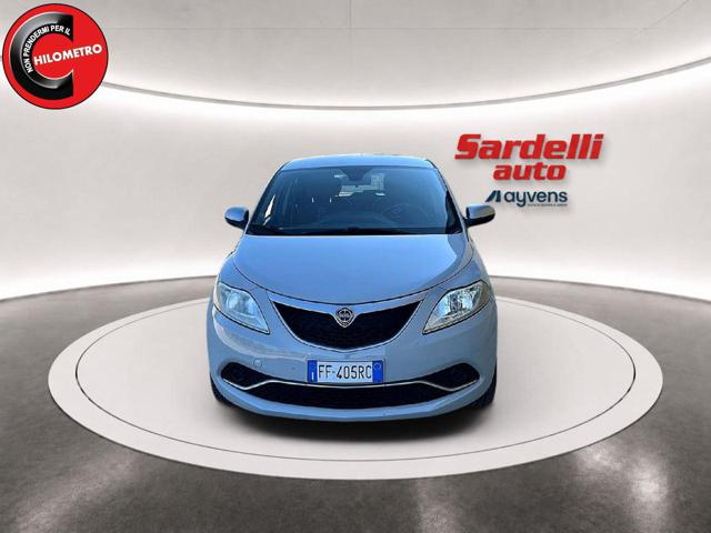 Lancia Ypsilon 1.2 69 CV 5 porte Gold - foto 3 di 4