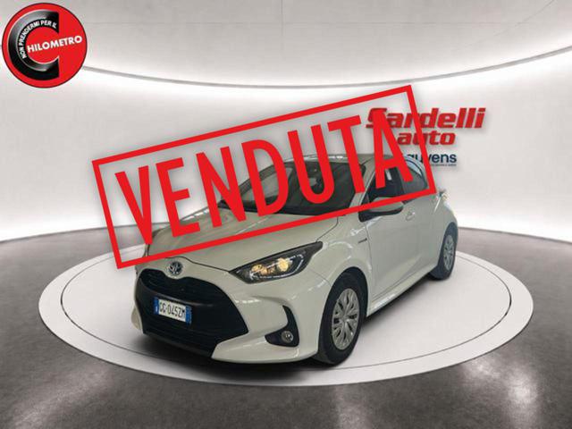 Toyota Yaris 1.5 Hybrid 5 porte Business, del 2021, 38.000 km, in vendita a San Vito Dei Normanni (BR)