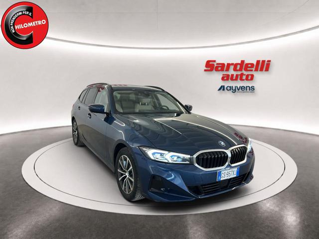 BMW 330 i xDrive Touring - foto 2 di 4