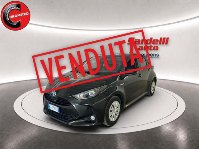 Toyota Yaris 1.5 Hybrid 5 porte Business, del 2021, 35.684 km, in vendita a San Vito Dei Normanni (BR)