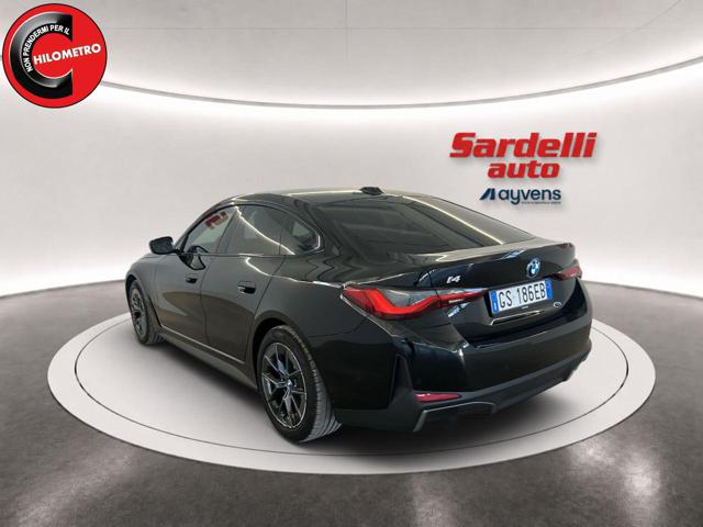 BMW i4 eDrive 40 Sport - foto 4 di 4
