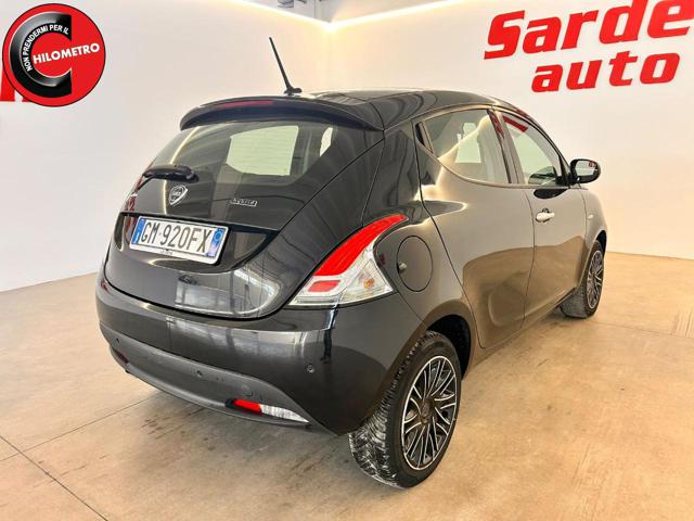 Lancia Ypsilon 1.0 FireFly 5 porte S&S Hybrid Gold - foto 4 di 4