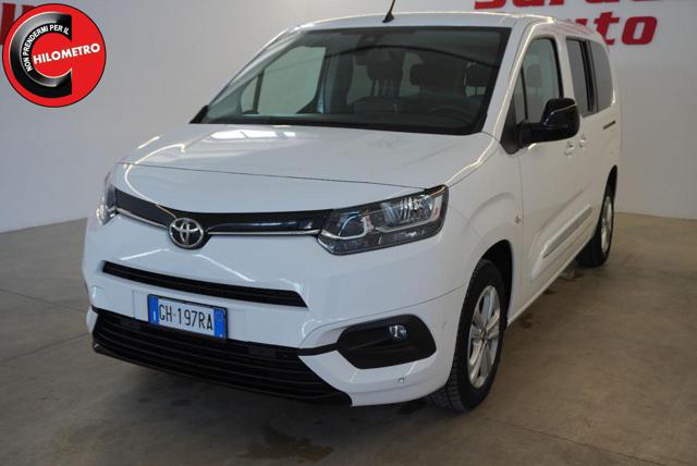 Toyota Proace City Verso 1.5D 130 CV S&S Long D Executive usato a SAN VITO DEI NORMANNI