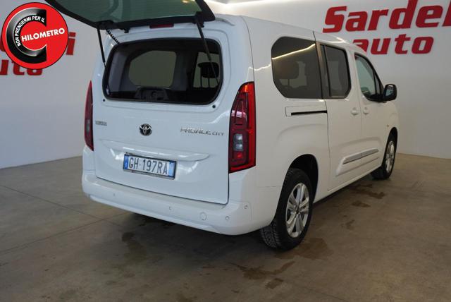 Toyota Proace City Verso 1.5D 130 CV S&S Long D Executive, del 2022, 62.000 km, in vendita a San Vito Dei Normanni (BR)
