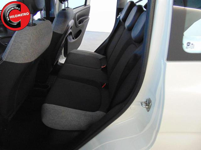 Fiat Panda 1.0 FireFly S&S Hybrid City Life, del 2021, 55.000 km, in vendita a San Vito Dei Normanni (BR)