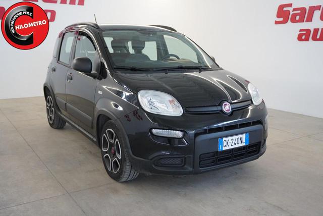 Fiat Panda 1.0 FireFly S&S Hybrid City Life, del 2022, 64.000 km, in vendita a San Vito Dei Normanni (BR)