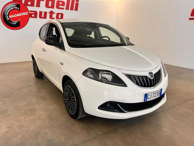 Lancia Ypsilon 1.0 FireFly 5 porte S&S Hybrid Ecochic Gold - foto 2 di 4