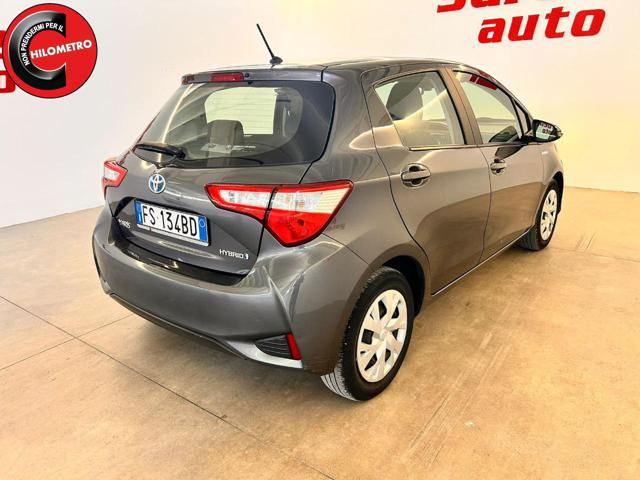 Toyota Yaris 1.5 Hybrid 5 porte Business - foto 4 di 4