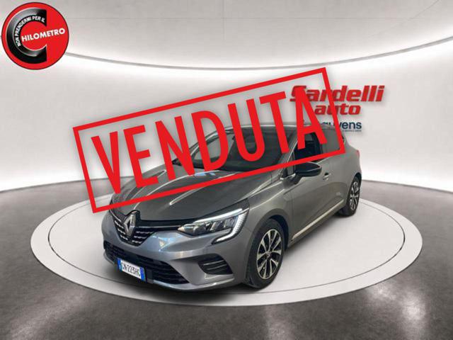 Renault Clio TCe 90 CV 5 porte Techno, del 2023, 72.072 km, in vendita a San Vito Dei Normanni (BR)