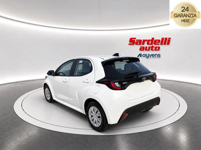 Toyota Yaris 1.5 Hybrid 5 porte Active KM 0 - foto 3 di 4