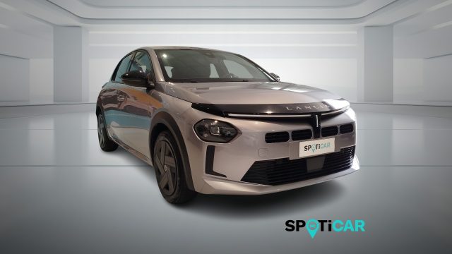 Lancia Ypsilon Hybrid e-DCT - foto 3 di 4