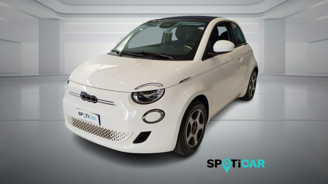 Fiat 500e Cabrio 42 kWh Passion usato a BOLOGNA